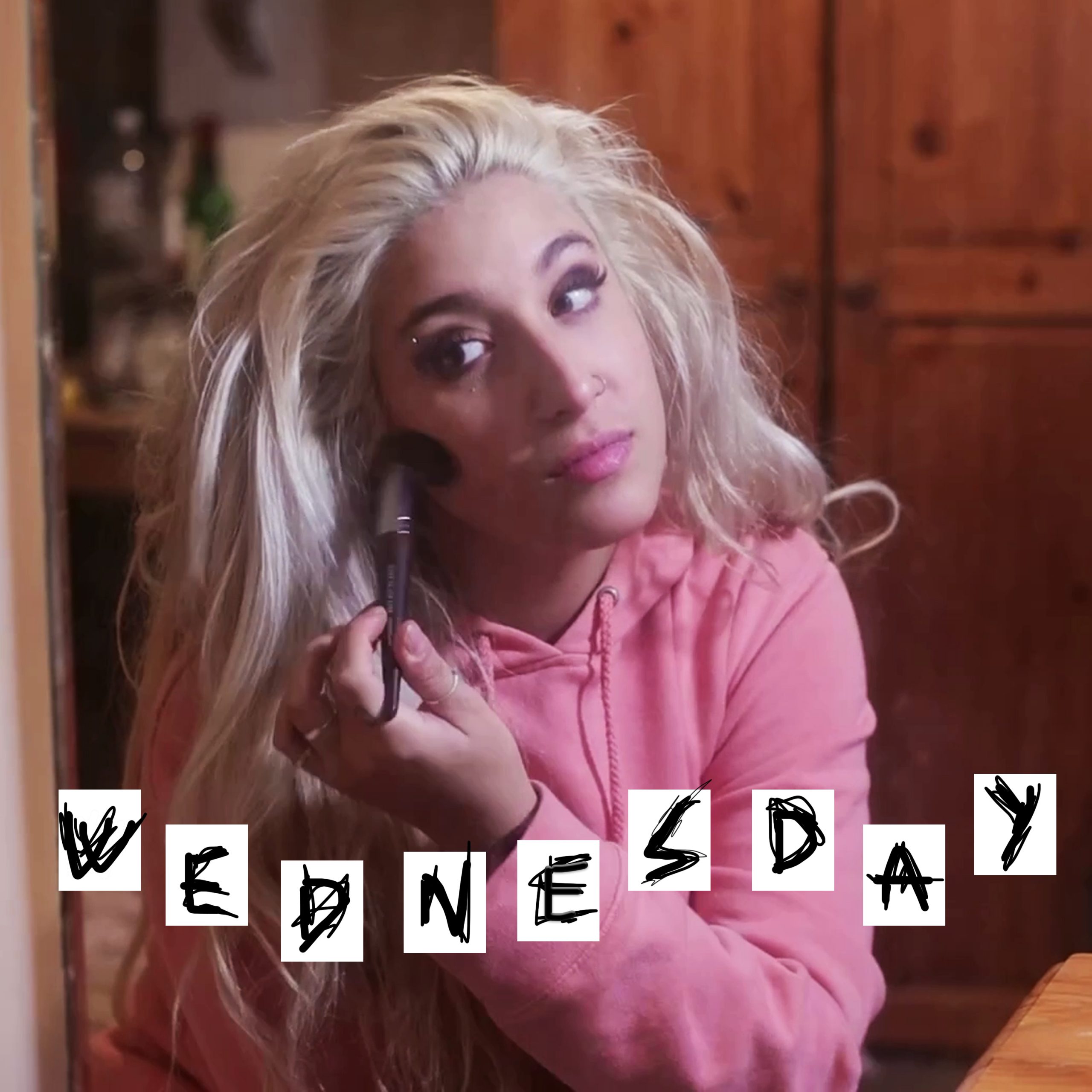 London based singer-songwriter ‘Sara Barta’ delivers a twist of brightness and dance-ready performative fun on new single ‘Wednesday’.